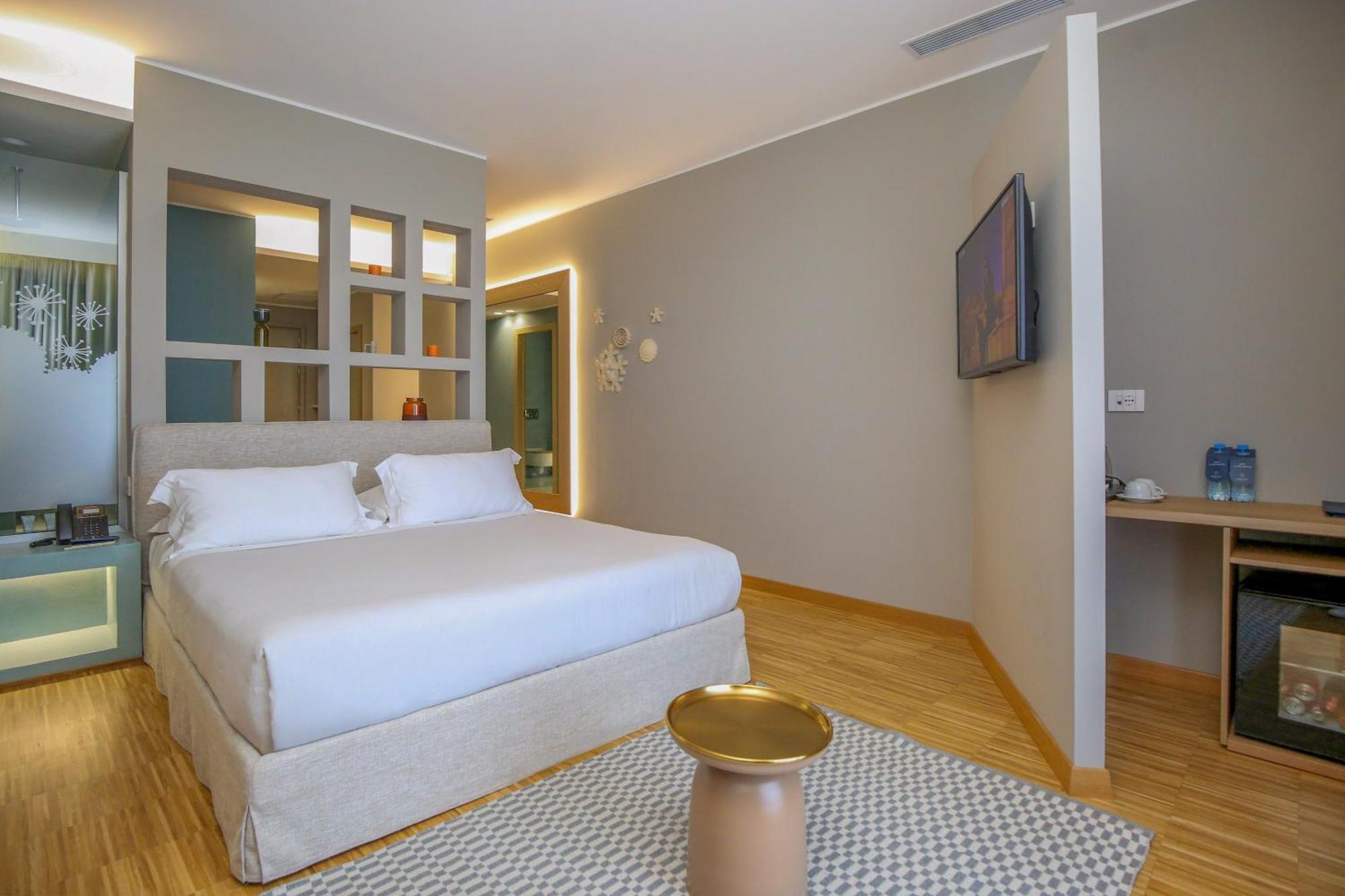 Hotel Vlora Priam, Affiliated By Melia Kültér fotó
